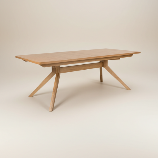 Large extendable oak veneer dining table