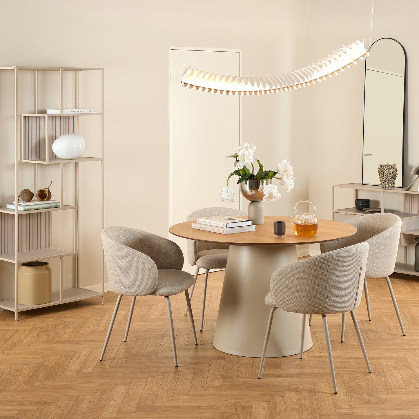 Soli Round Dining Table in Oak/Grey
