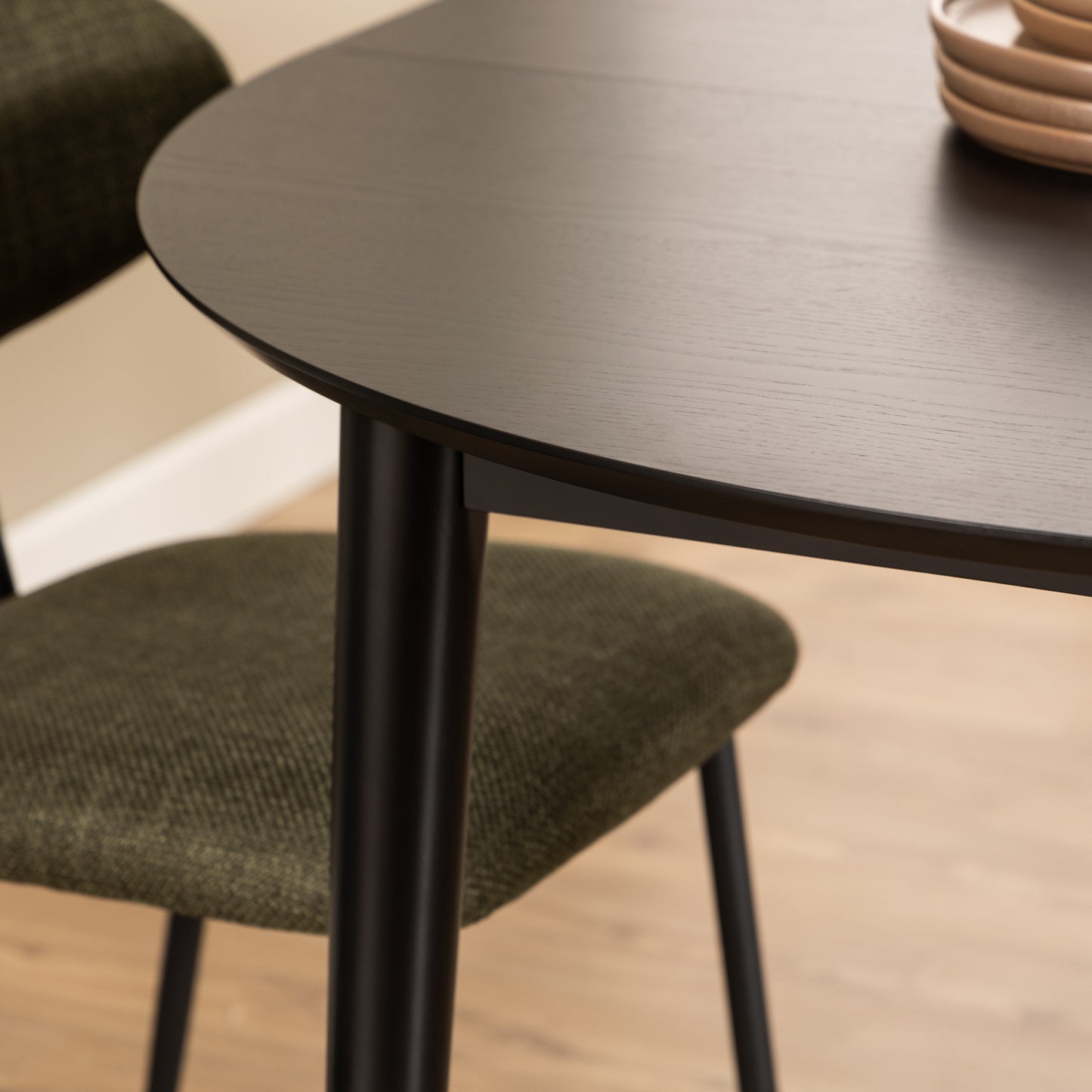 Lino Round Extending Dining Table in Black
