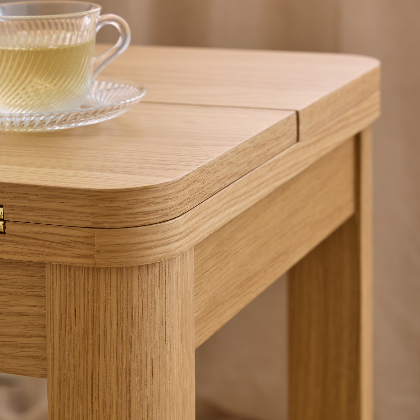 Harlington Extendable Rectangular dining table