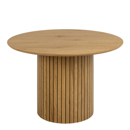 Lasse Dining Table in Oak