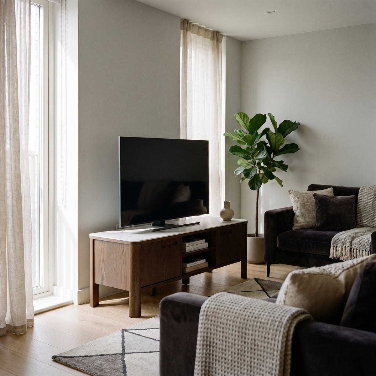 Harlington TV Unit 2 Doors 1 Shelf